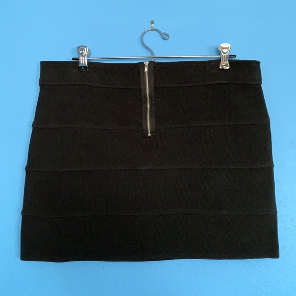 New York & Company Black Banded Mini Skirt Size 10 - Picture 2 of 4